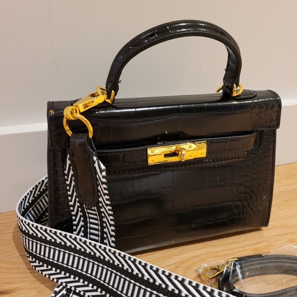 Black handbag - Picture 8 of 8